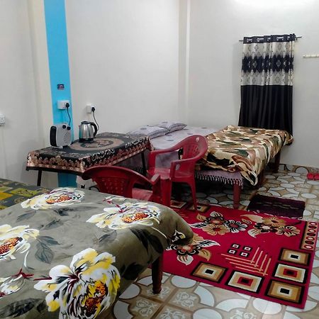 Shree Home Stay Dwarahat Bagian luar foto