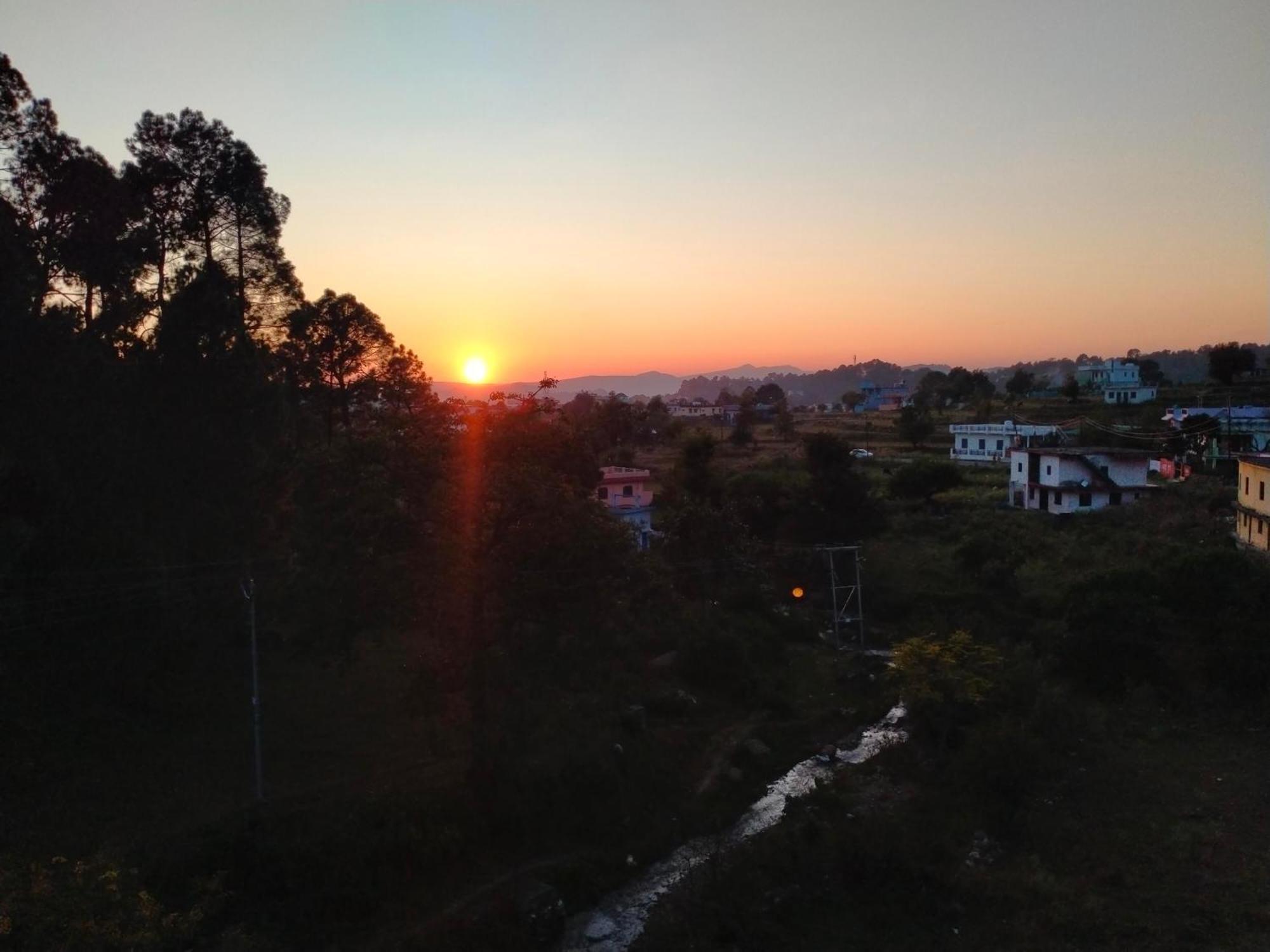 Shree Home Stay Dwarahat Bagian luar foto